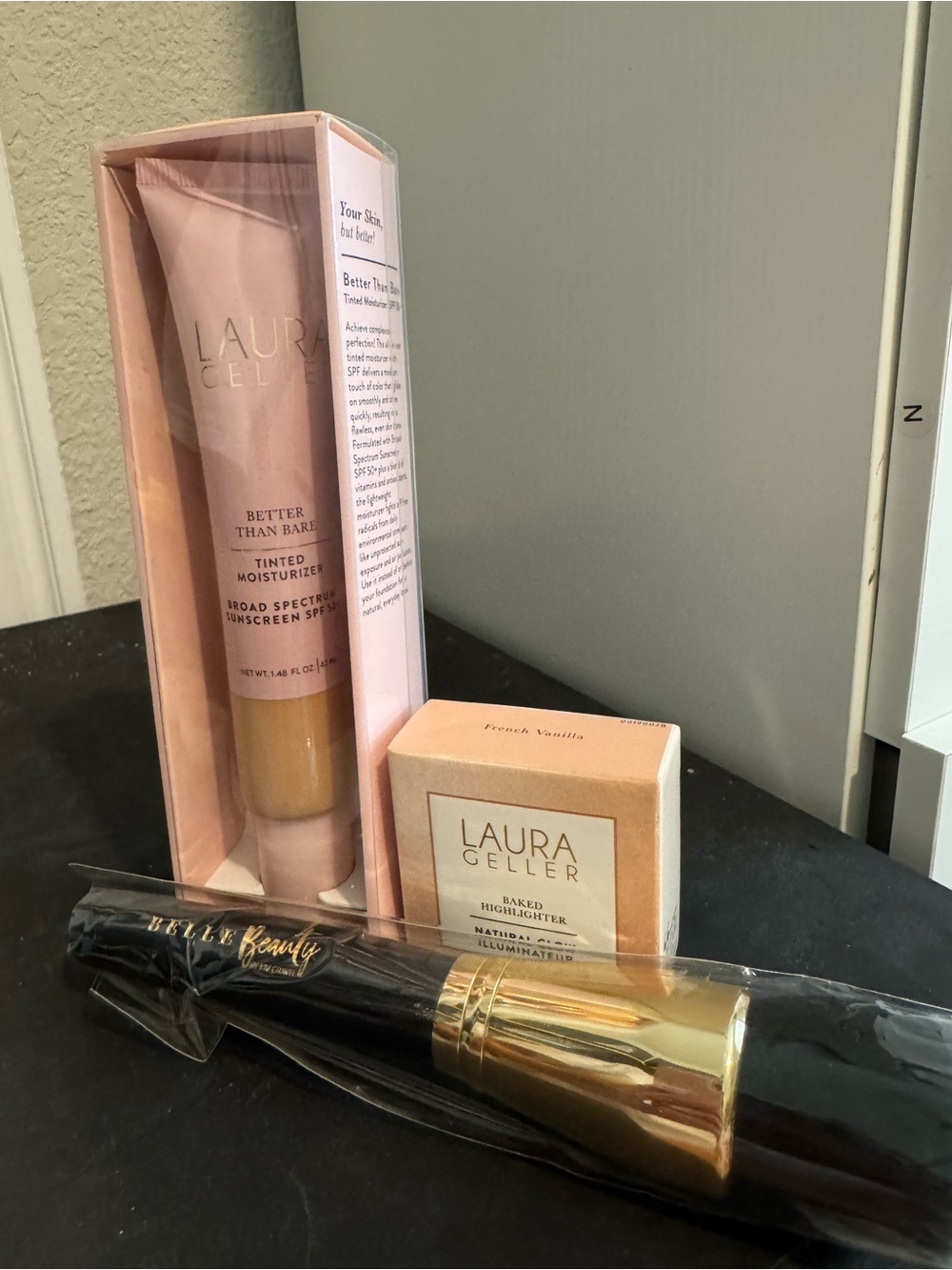 Laura Geller Better Than Baked, Baked Highlighter and Powder Brush